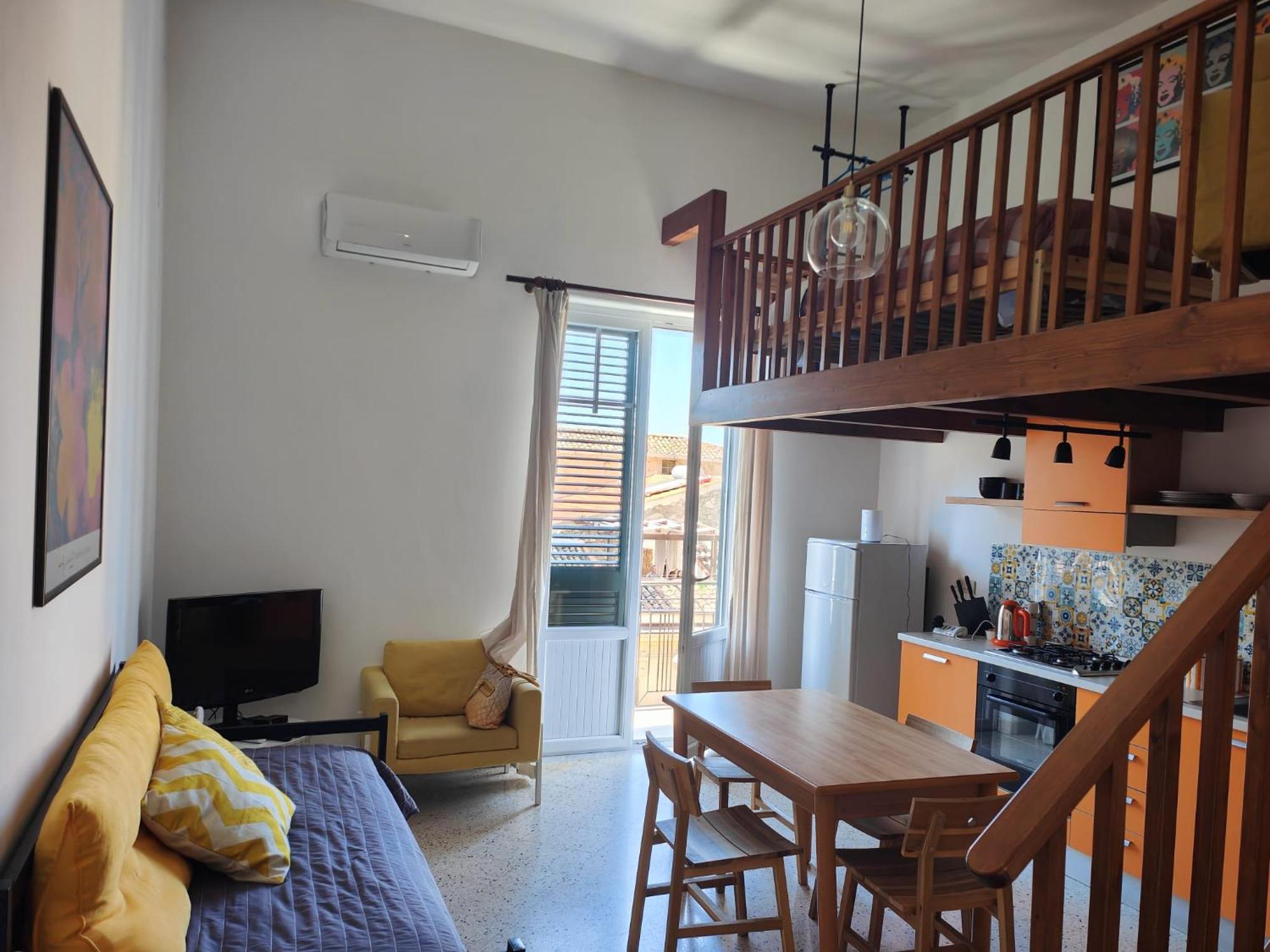 Sunny Flat - Self Apartments Чефалу Экстерьер фото